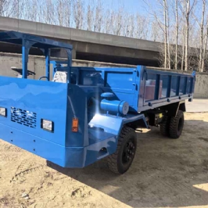 隨車(chē)挖運(yùn)輸車(chē)